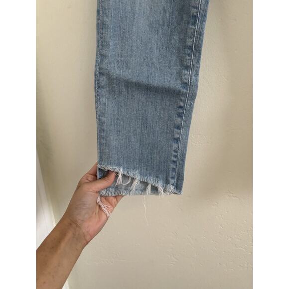 AG Adriano Goldschmied Jeans Women's 25 Low Rise Distressed Light Wash Denim - Picture 6 of 11